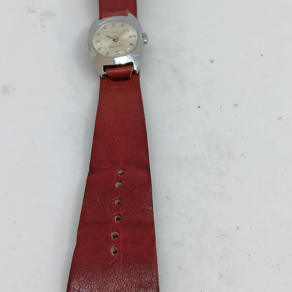 VINTAGE Timex Manual Wind Women's 24 mm Silver Tone Red Leather Bund Strap Watch
